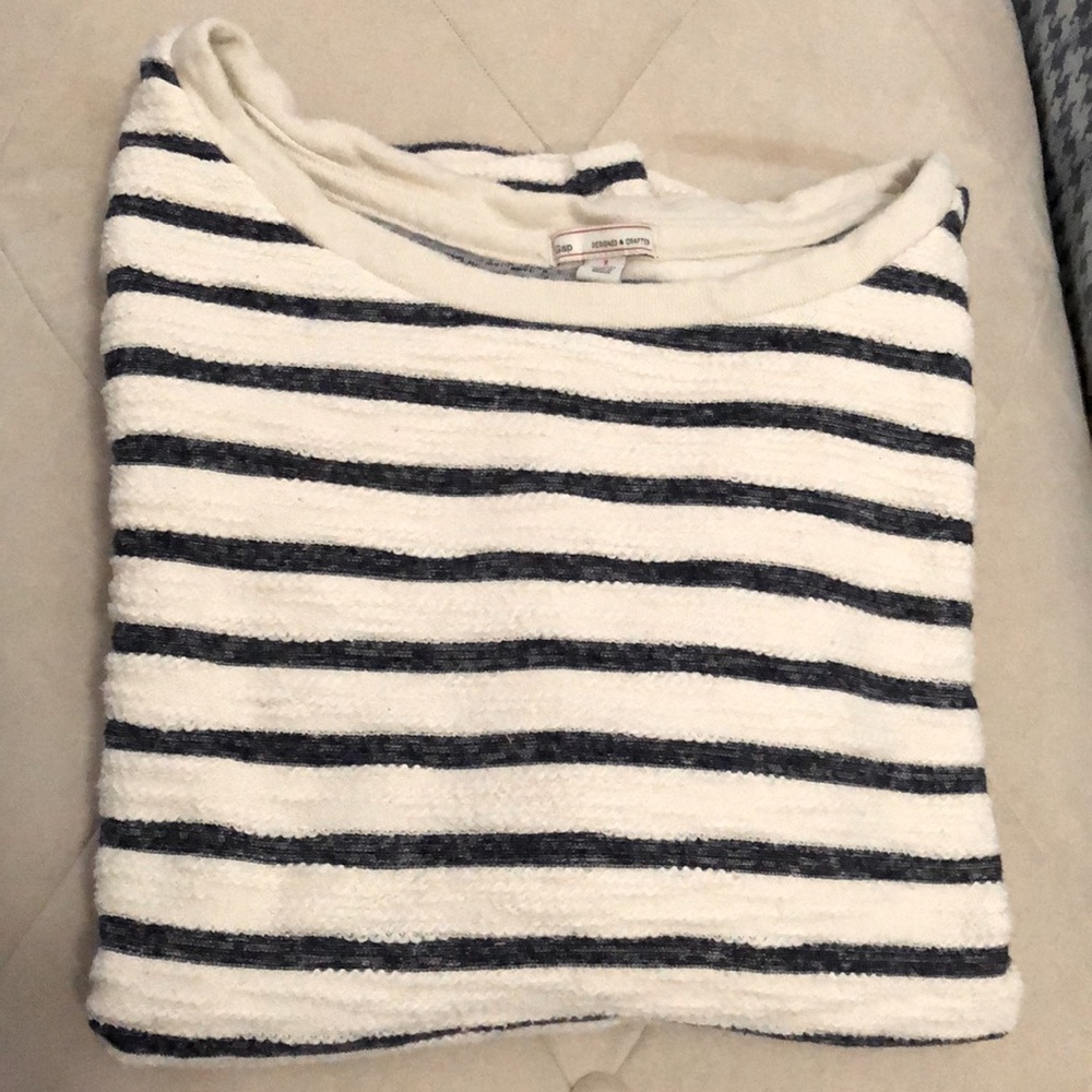 Gap sweatshirt, size S